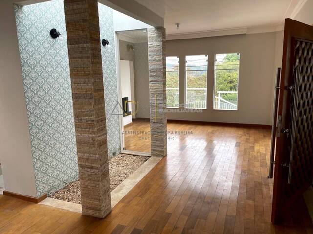 Casa para Venda em Botucatu - 5