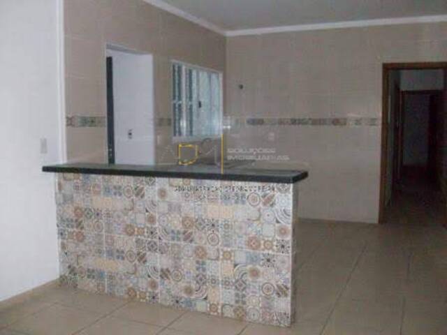 Casa para Venda em Botucatu - 2