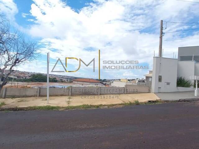 Terreno para Venda em Botucatu - 3