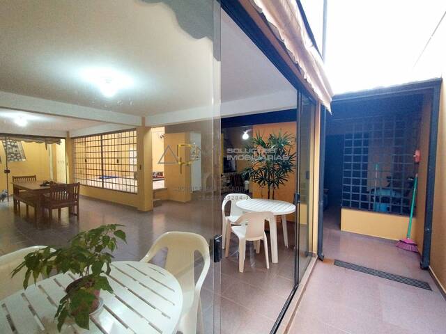 Casa para Venda em Botucatu - 5