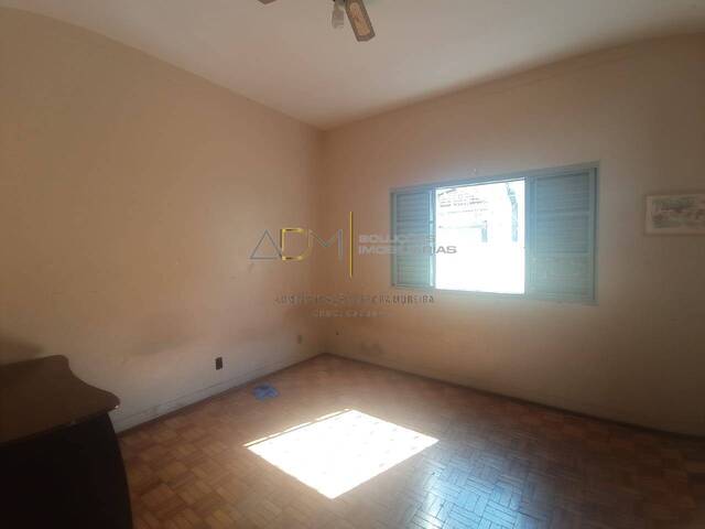 Casa para Venda em Botucatu - 4