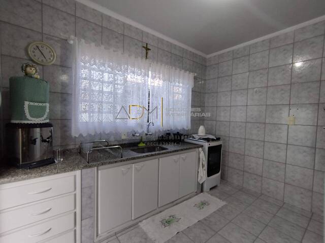 Casa para Venda em Botucatu - 2