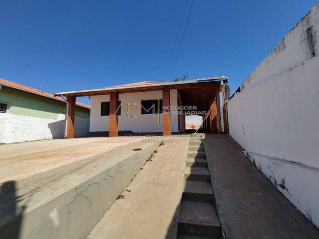 Casa para Venda em Botucatu - 2