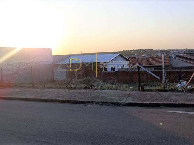 #TE0604 - Terreno para Venda em Botucatu - SP