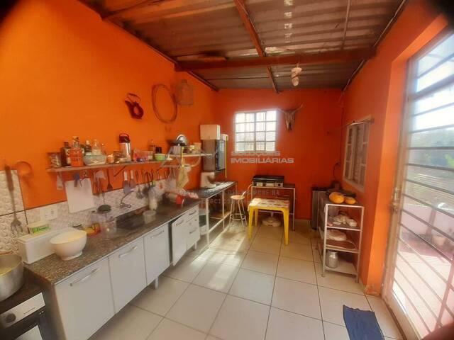 Casa para Venda em Botucatu - 2