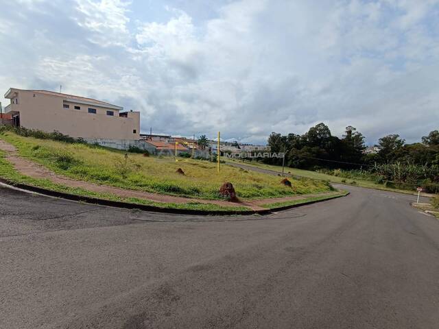 Área para Venda em Botucatu - 2