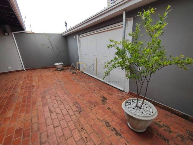 Casa para Venda em Botucatu - 2