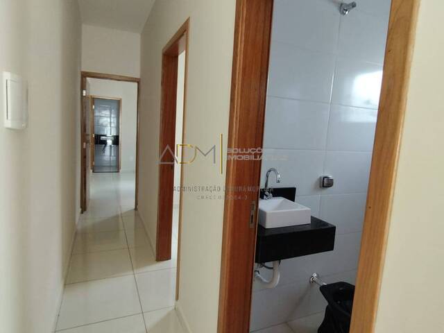 Casa para Venda em Botucatu - 5