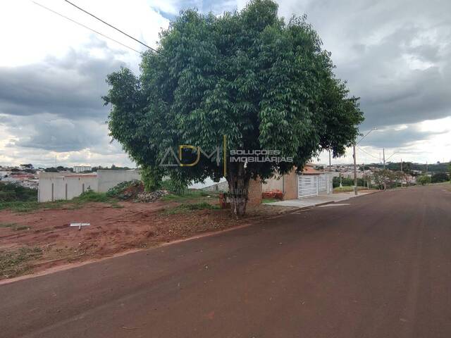 Terreno para Venda em Botucatu - 4