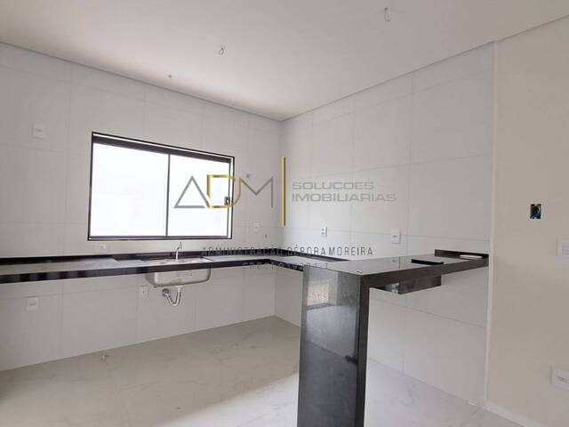 Casa para Venda em Botucatu - 2