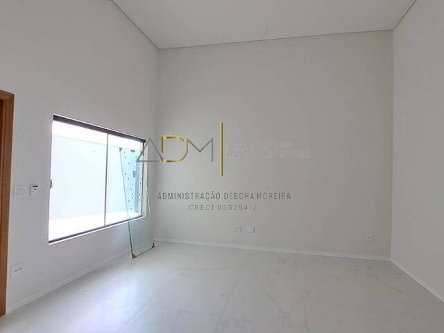 Casa para Venda em Botucatu - 3