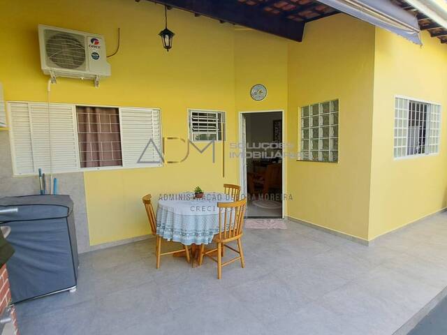 Edícula para Venda em Botucatu - 5