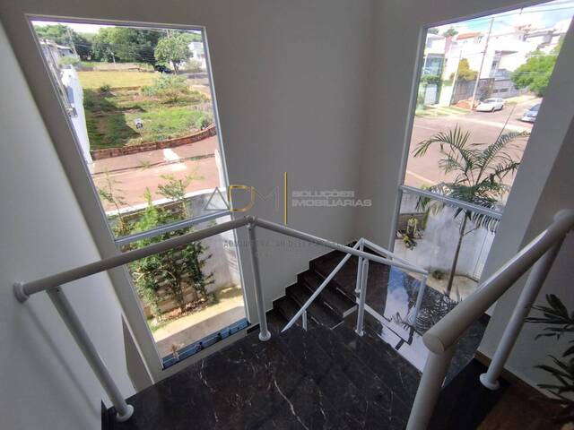 Casa para Venda em Botucatu - 5