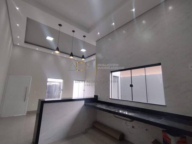 Casa para Venda em Botucatu - 2