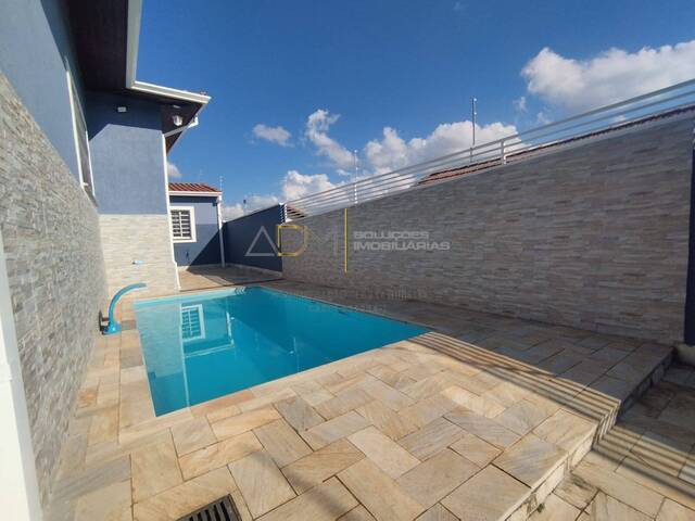 Casa para Venda em Botucatu - 3