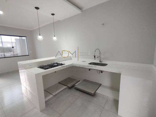 Casa para Venda em Botucatu - 4