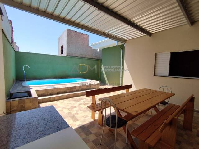 Casa para Venda em Botucatu - 5