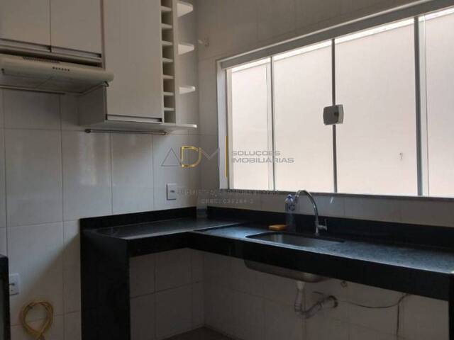 Casa para Venda em Botucatu - 4