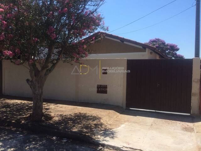 #CA01016 - Casa para Venda em Botucatu - SP