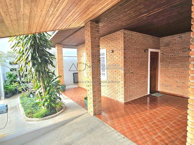 Casa para Venda em Botucatu - 4