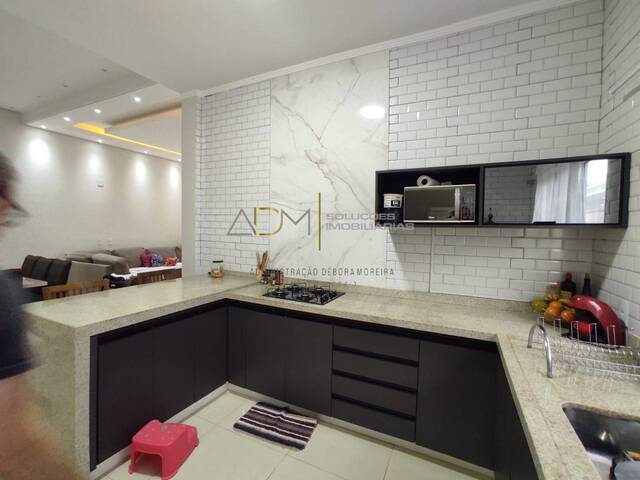 Casa para Venda em Botucatu - 5