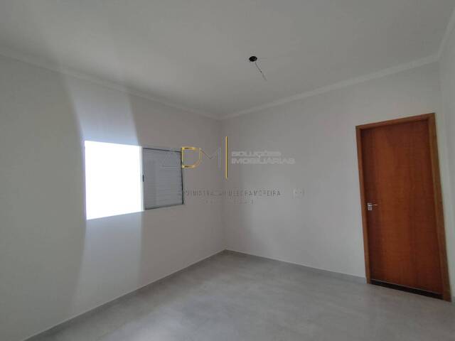 Casa para Venda em Botucatu - 5