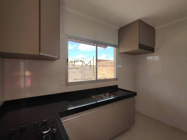 Casa para Venda em Botucatu - 3