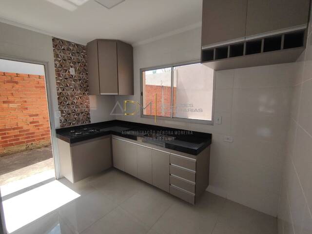 Casa para Venda em Botucatu - 2