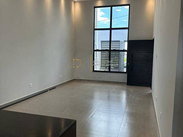 Casa para Venda em Botucatu - 5