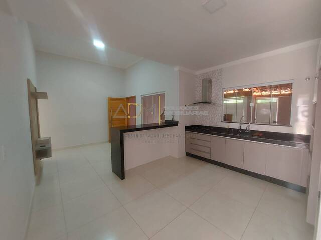 Casa para Venda em Botucatu - 4