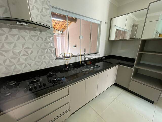 Casa para Venda em Botucatu - 5