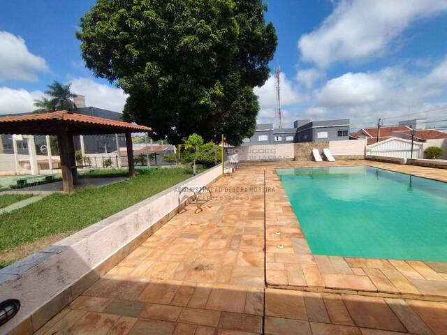 Casa para Venda em Botucatu - 3