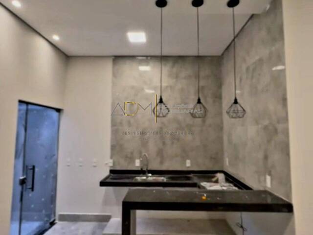 Casa para Venda em Botucatu - 4