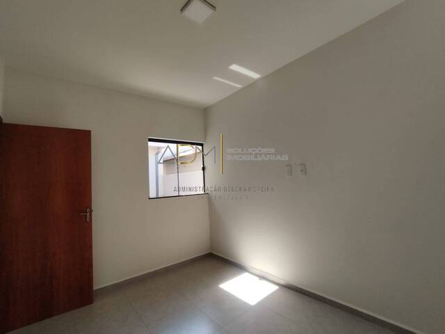 Casa para Venda em Botucatu - 5