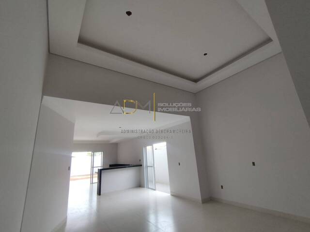 Casa para Venda em Botucatu - 3