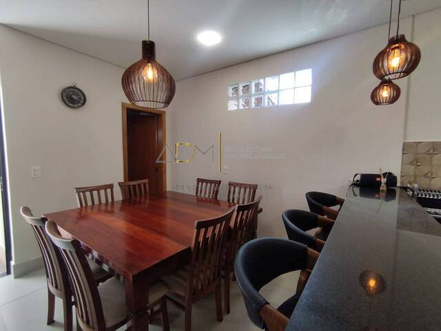 Casa para Venda em Botucatu - 4