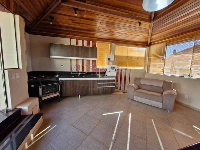 Casa para Venda em Botucatu - 5