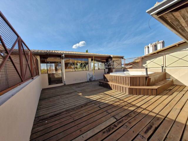 Casa para Venda em Botucatu - 2