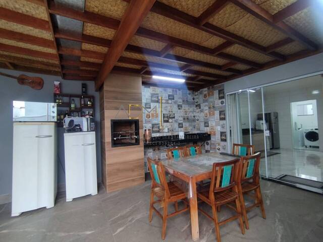 Casa para Venda em Botucatu - 4