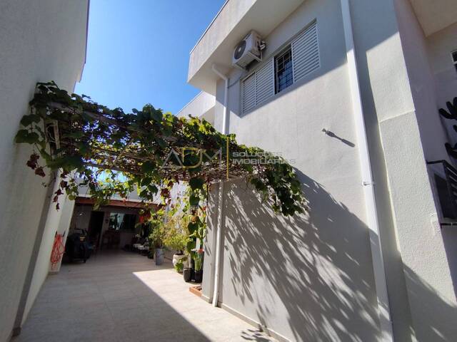 Casa para Venda em Botucatu - 4