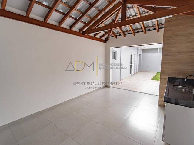 Casa para Venda em Botucatu - 2