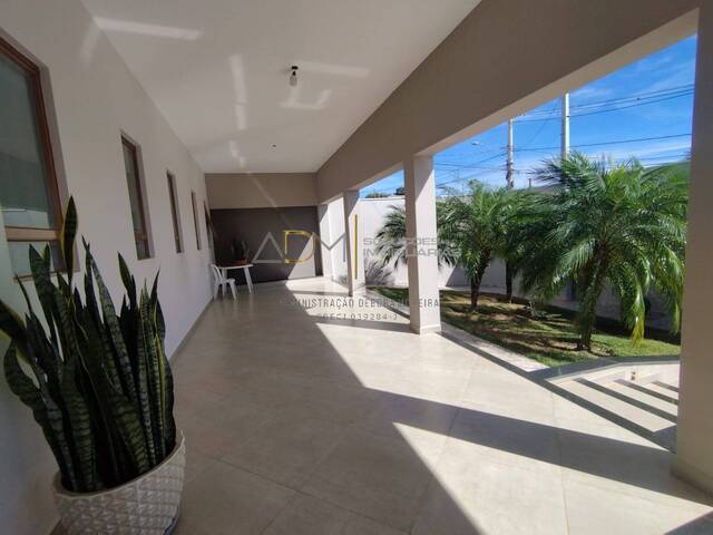 Casa para Venda em Botucatu - 3