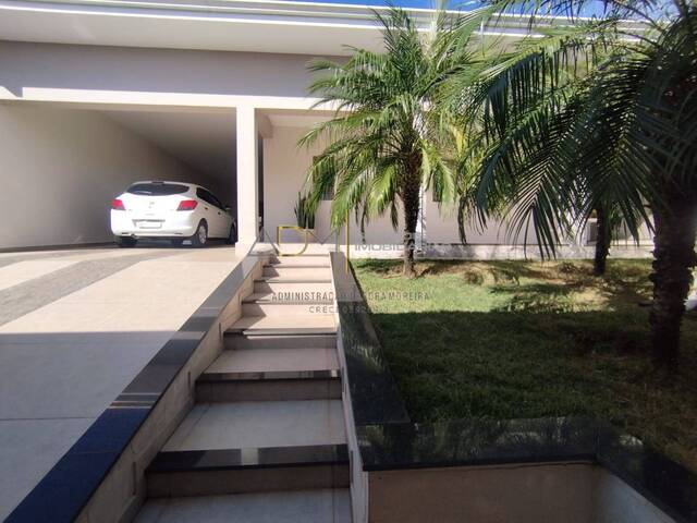 Casa para Venda em Botucatu - 4