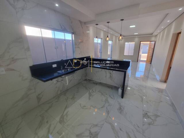 Venda em Residencial Lívia - Botucatu