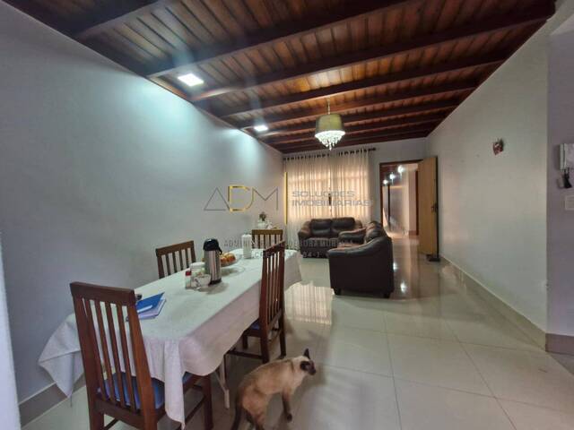 Casa para Venda em Botucatu - 5