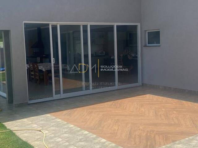 Casa para Venda em Botucatu - 5