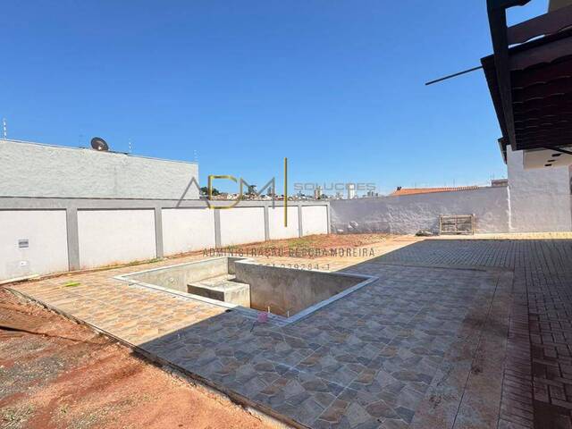 Casa para Venda em Botucatu - 5