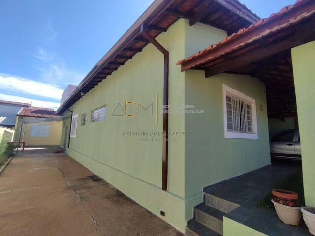 Casa para Venda em Botucatu - 4
