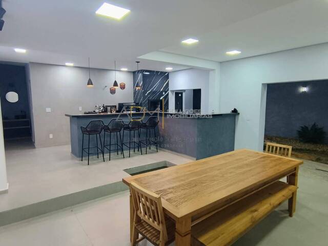 Venda em Residencial Ouro Verde - Botucatu