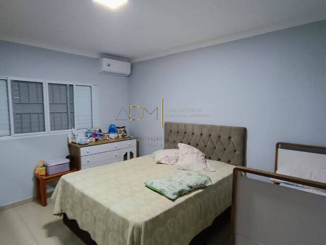 #CA1291 - Casa para Venda em Botucatu - SP - 2